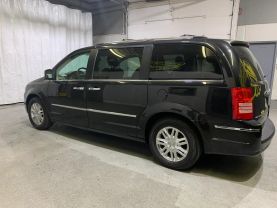 2008 CHRYSLER TOWN & COUNTRY VAN V6, 4.0 LITER LIMITED MINIVAN 4D