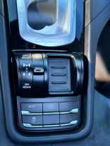 2017 PORSCHE CAYENNE SUV V6, 3.6 LITER PLATINUM EDITION SPORT UTILITY 4D