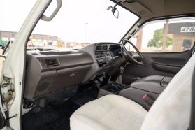 1994 TOYOTA HIACE VAN 3L DX