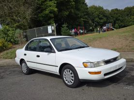 1993 TOYOTA COROLLA SEDAN 4-CYL, 1.8 LITER DELUXE SEDAN 4D