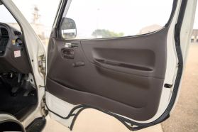 1994 TOYOTA HIACE VAN 3L DX