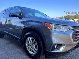 2019 CHEVROLET TRAVERSE SUV V6, 3.6 LITER LT SPORT UTILITY 4D