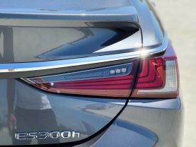 2024 LEXUS ES SEDAN 4-CYL, HYBRID, 2.5 LITER ES 300H SEDAN 4D