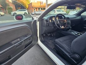 2013 DODGE CHALLENGER COUPE V6, 3.6 LITER SXT COUPE 2D