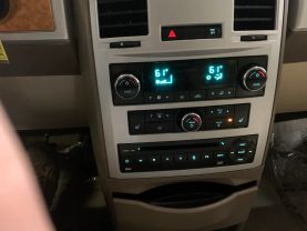 2008 CHRYSLER TOWN & COUNTRY VAN V6, 4.0 LITER LIMITED MINIVAN 4D