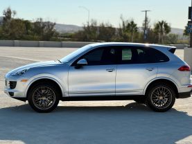 2017 PORSCHE CAYENNE SUV V6, 3.6 LITER PLATINUM EDITION SPORT UTILITY 4D