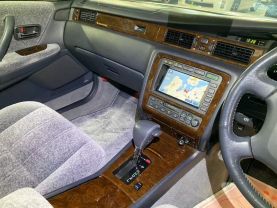 1999 TOYOTA CROWN SEDAN 1JZ-GE ROYAL SALOON ANNIVERSARY PACKAGE