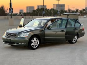 2004 LEXUS LS SEDAN V8, 4.3 LITER LS 430 SEDAN 4D