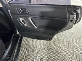 2009 SUBARU OUTBACK