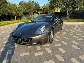 2010 FERRARI CALIFORNIA CONVERTIBLE V8, 4.3 LITER CONVERTIBLE 2D