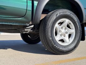 2001 TOYOTA TACOMA DOUBLE CAB PICKUP V6, 3.4 LITER PRERUNNER LIMITED 4D