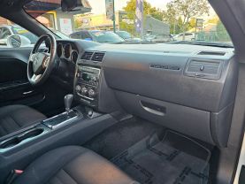 2013 DODGE CHALLENGER COUPE V6, 3.6 LITER SXT COUPE 2D