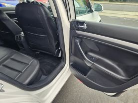 2010 VOLKSWAGEN JETTA SEDAN 5-CYL, PZEV, 2.5 LITER LIMITED EDITION SEDAN 4D