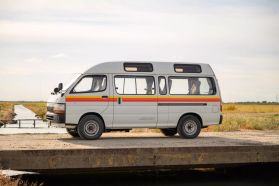 1994 TOYOTA HIACE VAN 3L DX