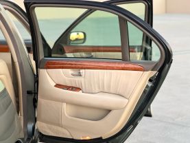 2004 LEXUS LS SEDAN V8, 4.3 LITER LS 430 SEDAN 4D