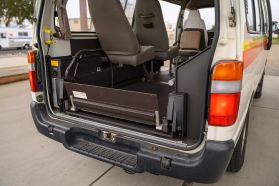 1994 TOYOTA HIACE VAN 3L DX
