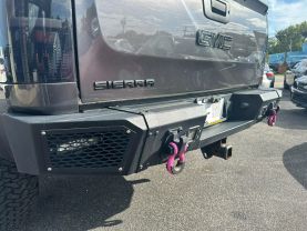Used 2013 GMC SIERRA 1500 CREW CAB PICKUP V8, FLEX FUEL, 5.3 LITER WORK TRUCK PICKUP 4D 5 3/4 FT - LA Auto Star located in Virginia Beach, VA