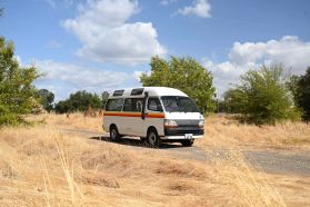 1994 TOYOTA HIACE VAN 3L DX
