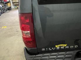 2010 CHEVROLET SILVERADO 1500 CREW CAB PICKUP V8, FLEX FUEL, 5.3 LITER LT PICKUP 4D 5 3/4 FT