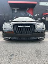 2019 CHRYSLER 300 SEDAN V6, 3.6 LITER 300S SEDAN 4D