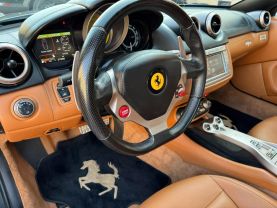 2010 FERRARI CALIFORNIA CONVERTIBLE V8, 4.3 LITER CONVERTIBLE 2D