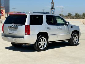 2011 CADILLAC ESCALADE SUV V8, FLEX FUEL, 6.2 LITER SPORT UTILITY 4D