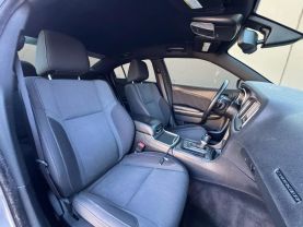 2017 DODGE CHARGER SEDAN V8, HEMI, 5.7 LITER R/T SEDAN 4D