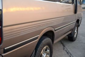 1996 TOYOTA HIACE VAN 1KZ-TE SUPER CUSTOM