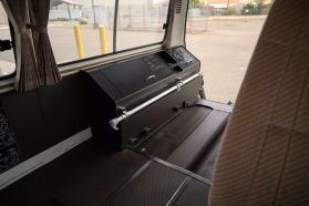 1994 TOYOTA HIACE VAN 3L DX