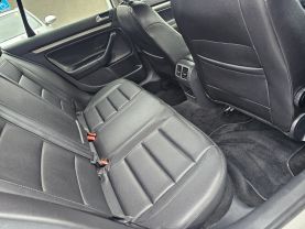 2010 VOLKSWAGEN JETTA SEDAN 5-CYL, PZEV, 2.5 LITER LIMITED EDITION SEDAN 4D