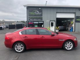 2018 JAGUAR XE SEDAN 4-CYL, TURBO, 2.0 LITER XE 25T PREMIUM SEDAN 4D