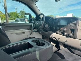 Used 2013 GMC SIERRA 1500 CREW CAB PICKUP V8, FLEX FUEL, 5.3 LITER WORK TRUCK PICKUP 4D 5 3/4 FT - LA Auto Star located in Virginia Beach, VA