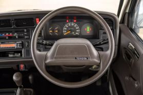 1994 TOYOTA HIACE VAN 3L DX