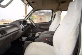 1994 TOYOTA HIACE VAN 3L DX