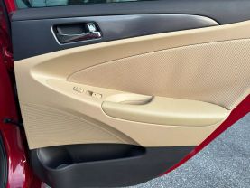 Used 2013 HYUNDAI SONATA SEDAN 4-CYL, HYBRID, 2.4 LITER HYBRID LIMITED SEDAN 4D - LA Auto Star located in Virginia Beach, VA