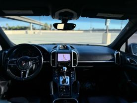 2017 PORSCHE CAYENNE SUV V6, 3.6 LITER PLATINUM EDITION SPORT UTILITY 4D