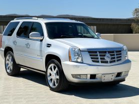 2011 CADILLAC ESCALADE SUV V8, FLEX FUEL, 6.2 LITER SPORT UTILITY 4D