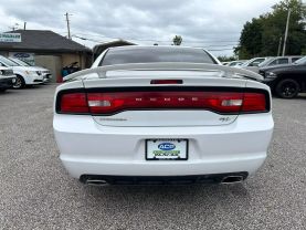2013 DODGE CHARGER SEDAN V8, HEMI, 5.7 LITER R/T SEDAN 4D