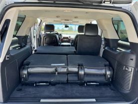 2011 CADILLAC ESCALADE SUV V8, FLEX FUEL, 6.2 LITER SPORT UTILITY 4D