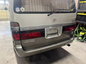 1998 TOYOTA HIACE VAN 1KZ-TE SUPER CUSTOM LIMITED