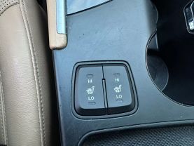 Used 2013 HYUNDAI SONATA SEDAN 4-CYL, HYBRID, 2.4 LITER HYBRID LIMITED SEDAN 4D - LA Auto Star located in Virginia Beach, VA