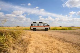 1994 TOYOTA HIACE VAN 3L DX