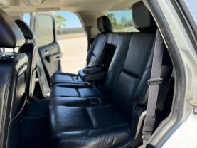 2011 CADILLAC ESCALADE SUV V8, FLEX FUEL, 6.2 LITER SPORT UTILITY 4D