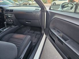 2013 DODGE CHALLENGER COUPE V6, 3.6 LITER SXT COUPE 2D