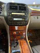 2004 LEXUS LS SEDAN V8, 4.3 LITER LS 430 SEDAN 4D