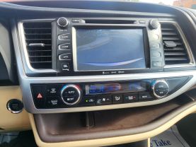 2016 TOYOTA HIGHLANDER