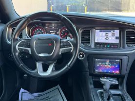 2017 DODGE CHARGER SEDAN V8, HEMI, 5.7 LITER R/T SEDAN 4D