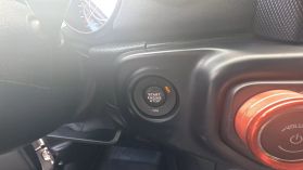 2018 Jeep Wrangler Unlimited - Image 40