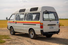 1994 TOYOTA HIACE VAN 3L DX