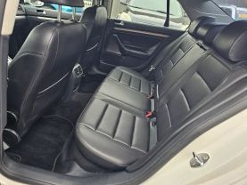 2010 VOLKSWAGEN JETTA SEDAN 5-CYL, PZEV, 2.5 LITER LIMITED EDITION SEDAN 4D